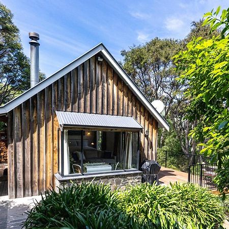 Woodside - Akaroa Holiday Cottage エクステリア 写真